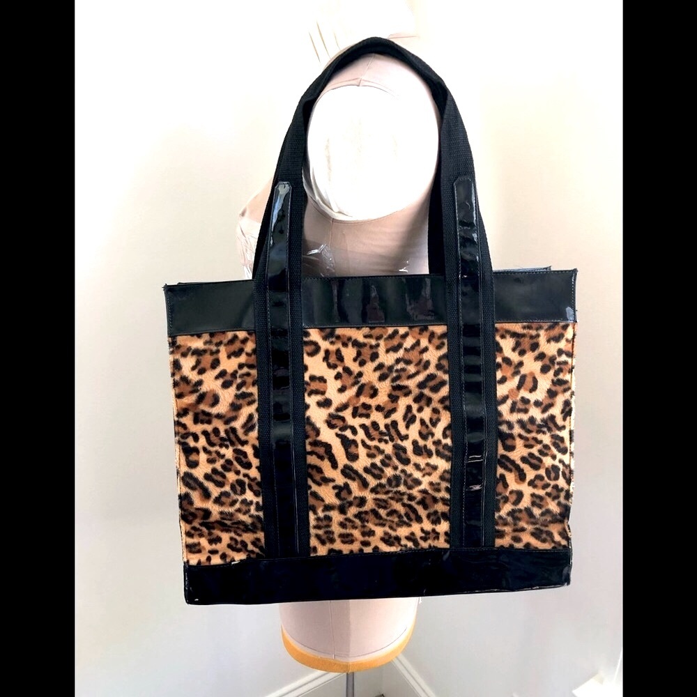 Lancome patent & Fur xl TOTE